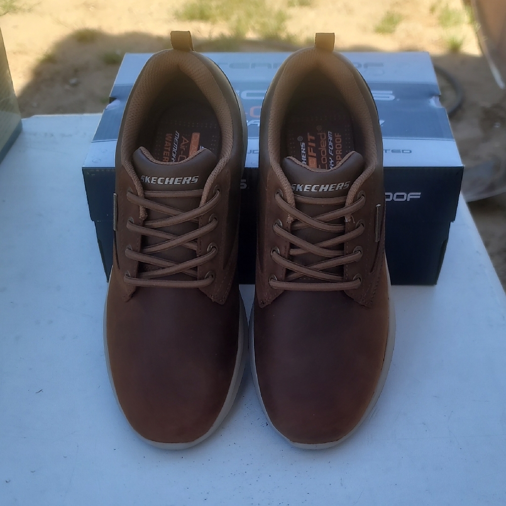 Skechers Men's Tan Oxfords